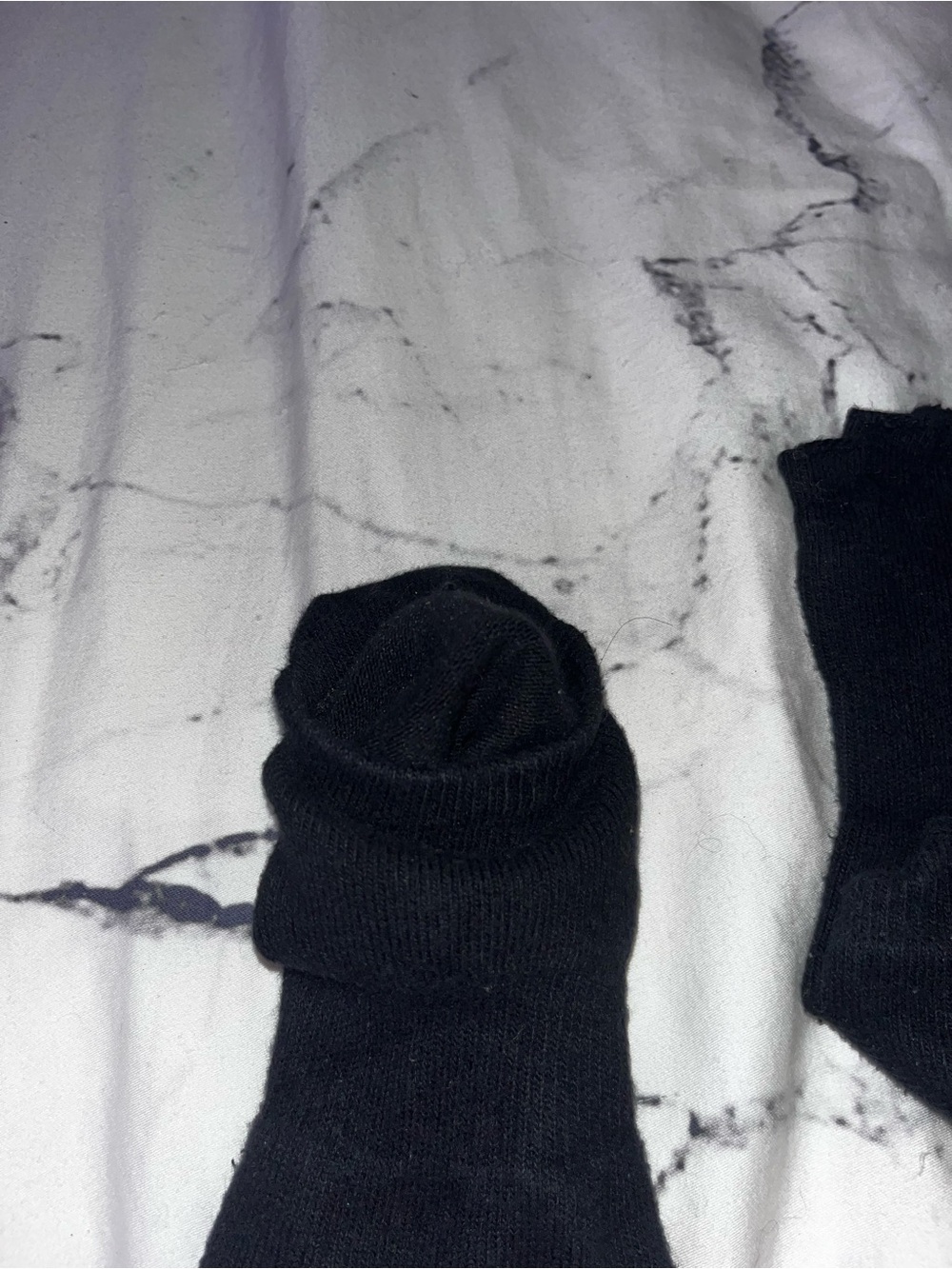 toesox Black Non-Slip Half Toe Grip Socks - Picture 4 of 5